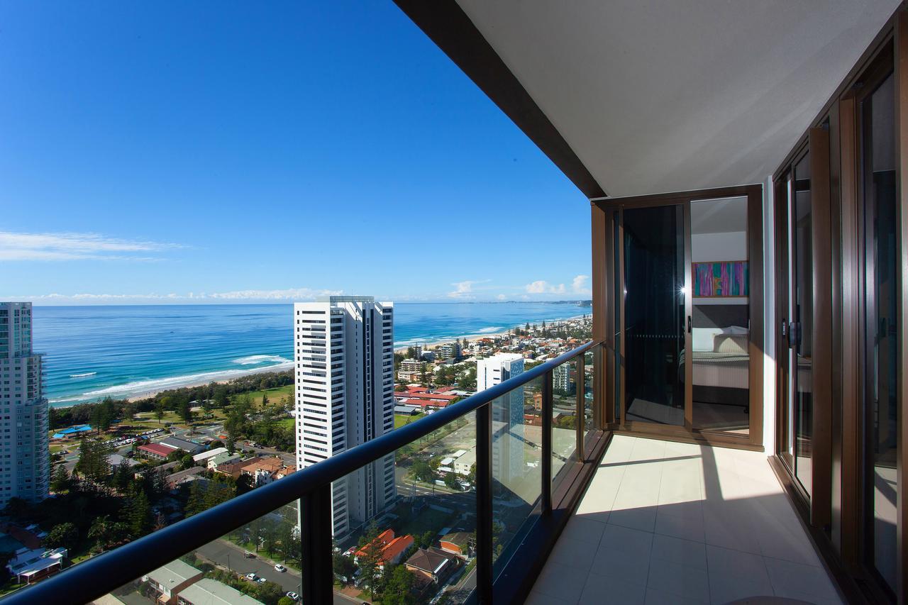 High Floor Ocean View Suites Broadbeach Голд-Кост Экстерьер фото