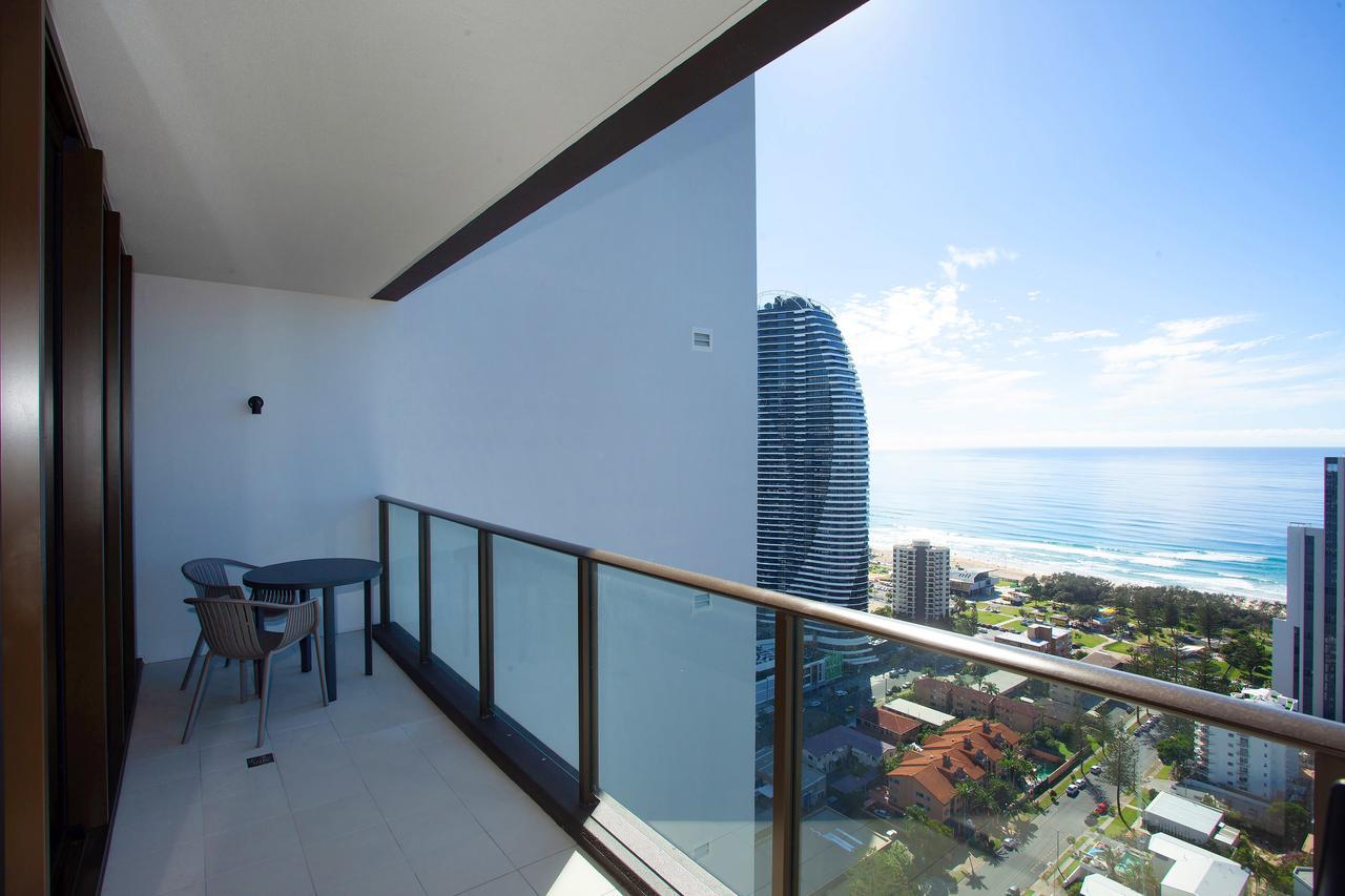 High Floor Ocean View Suites Broadbeach Голд-Кост Экстерьер фото