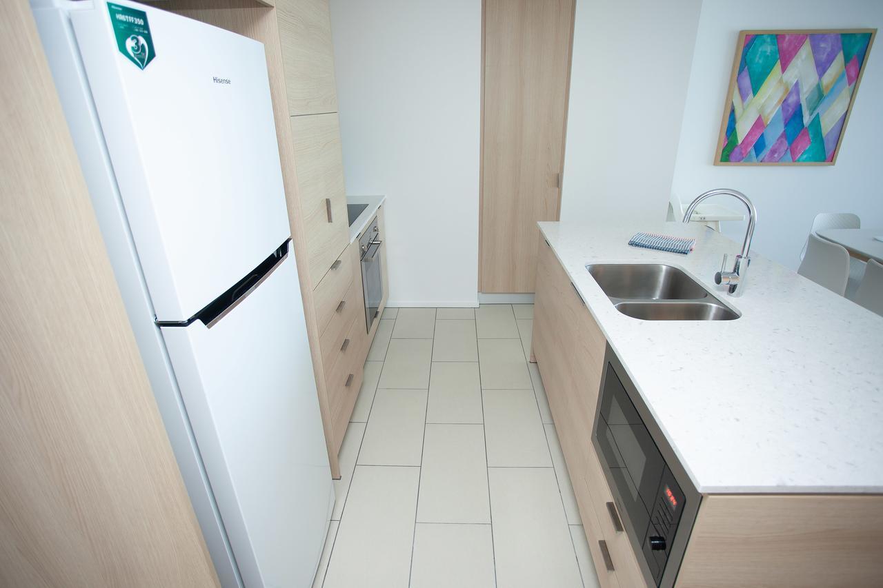 High Floor Ocean View Suites Broadbeach Голд-Кост Экстерьер фото