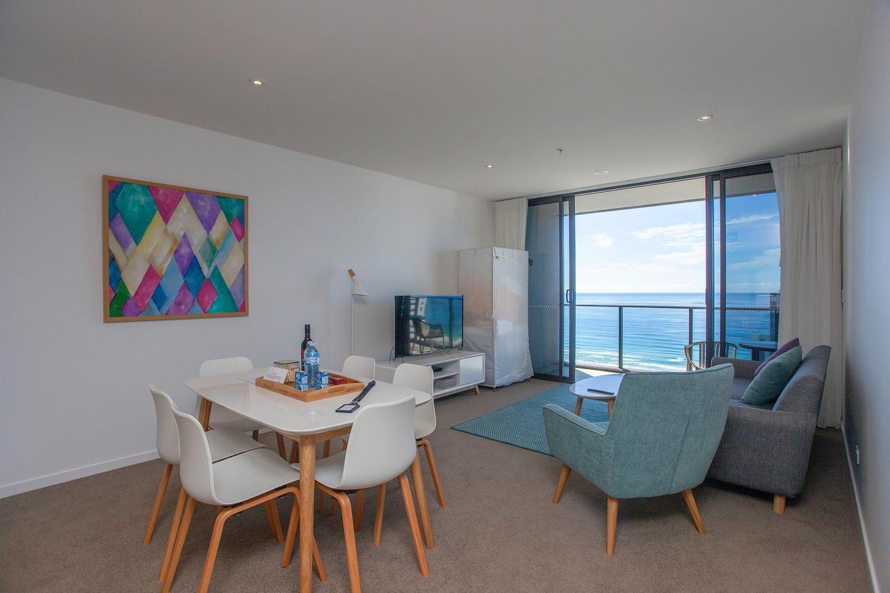 High Floor Ocean View Suites Broadbeach Голд-Кост Экстерьер фото