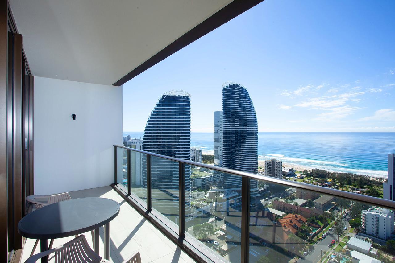 High Floor Ocean View Suites Broadbeach Голд-Кост Экстерьер фото