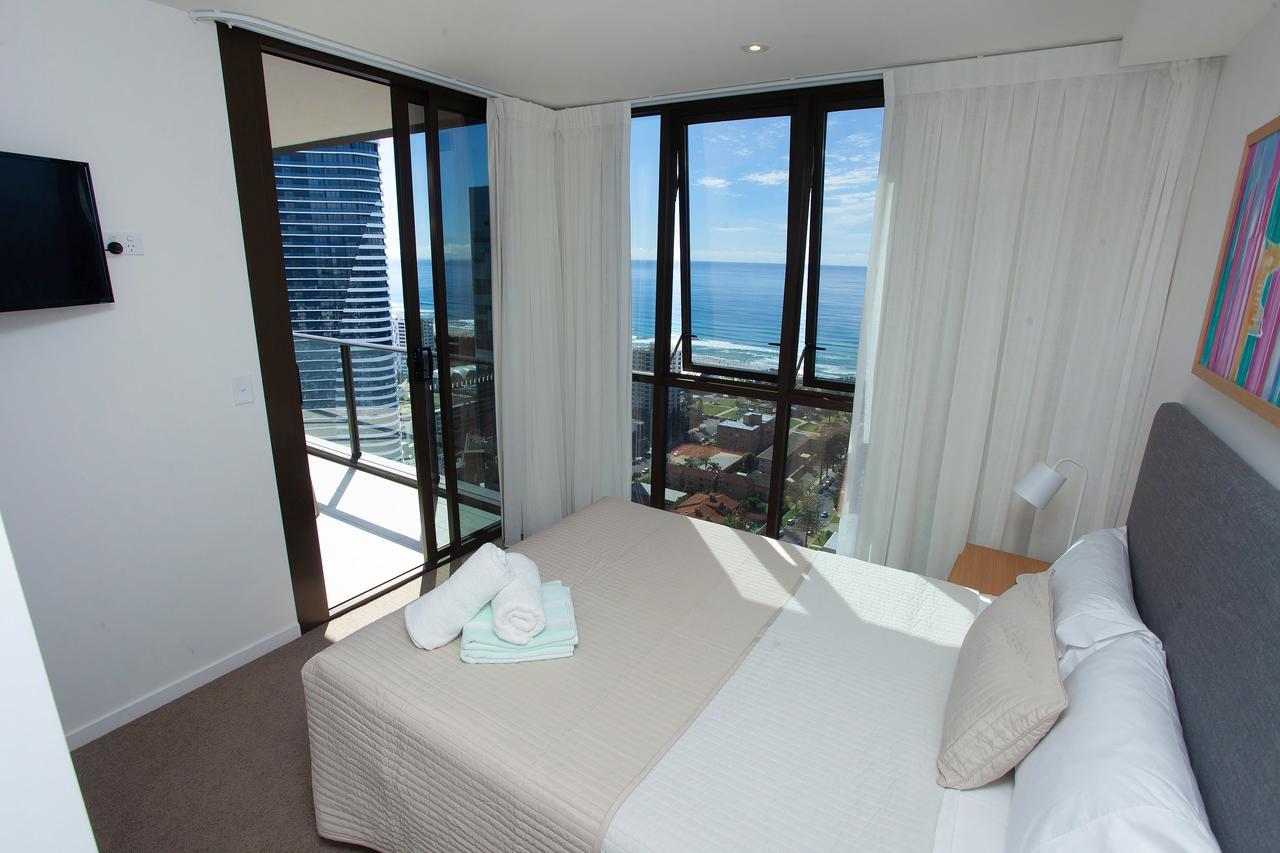 High Floor Ocean View Suites Broadbeach Голд-Кост Экстерьер фото